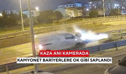 Alkollü sürücü dehşeti kamerada! Kamyonet bariyerlere ok gibi saplandı...