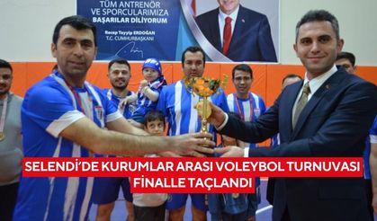 Manisa Selendi’de nefes kesen final1 Kaymakamlık turnuvasının şampiyonu Selendi Belediye Spor oldu