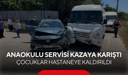 Servis aracı ile otomobil çarpıştı... 7’si anaokulu öğrencisi 9 yaralı!