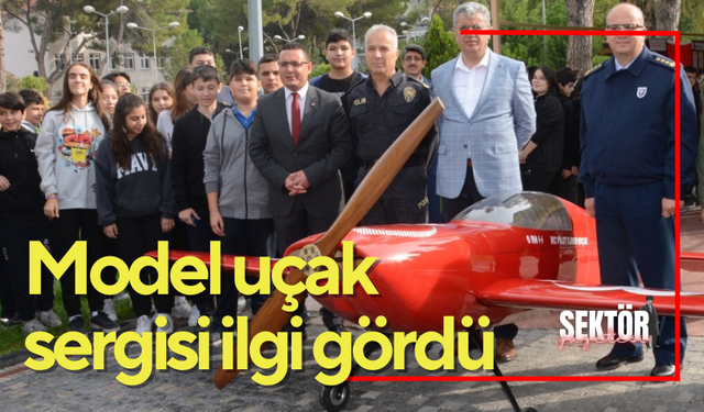 Model uçak sergisi ilgi gördü