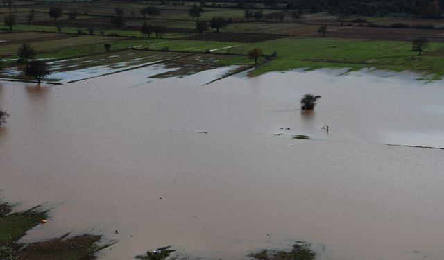 Yağışların ardından Akkaya'da yapay gölet oluştu