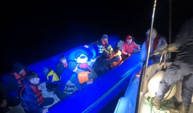 Kaçak göçmenlerin umuda yolculuğu, Yunan unsurlarının ölüme terk etmesiyle son buluyor