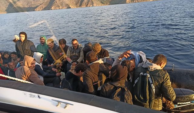 Datça’da 60 düzensiz göçmen yakalandı