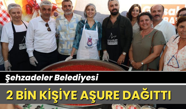 Şehzadeler Belediyesi 2 bin kişiye aşure dağıttı