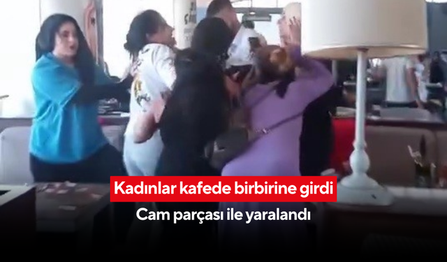 AVM’de kadınlar birbirine girdi! Bir kişi cam parçası ile yaralandı!  Kavga görüntüleri kameraya böyle yansıdı