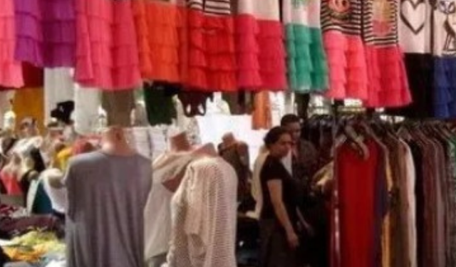 Ürünlerin kalitesi düşük, fiyatları iyi.