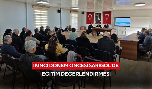 Manisa’da ‘Atatürk ve Cumhuriyet’ söyleşisine yoğun ilgi