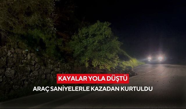 Felaket anı kamerada! Kayalar yola düştü, araç saniyelerle kazadan kurtuldu...