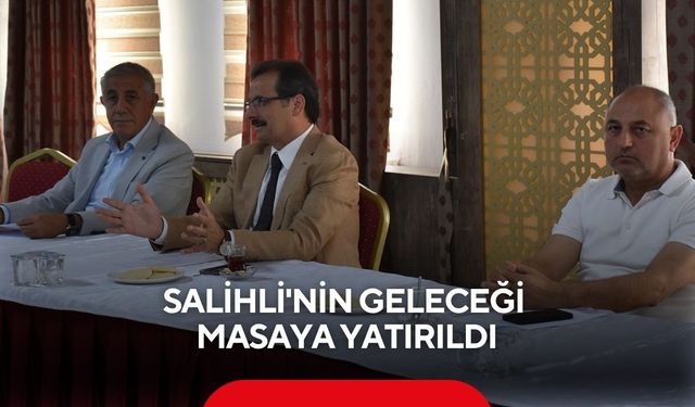 Salihli'de Kültür ve Sanat Vakfı için kritik toplantı