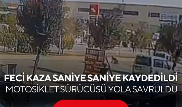 Kontrolden çıkan motosiklet hafif ticari araca ok gibi saplandı! Kaza kamerada