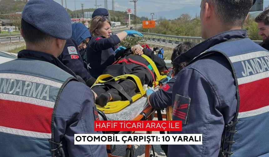 Hafif ticari araç ile otomobil çarpıştı: 10 yaralı