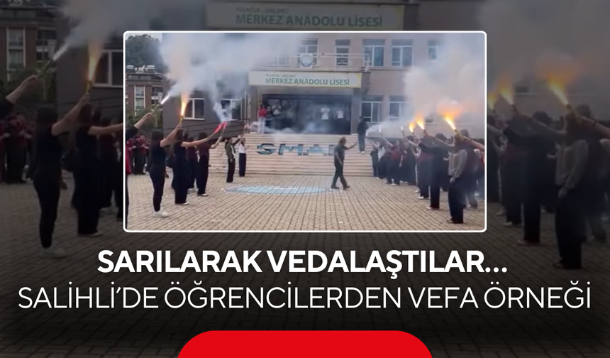 Sarılarak vedalaştılar… Salihli'de öğrencilerden vefa örneği