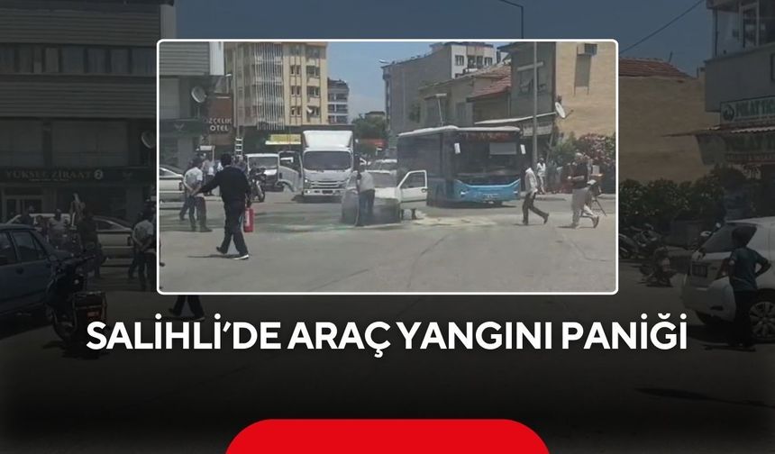 Salihli’de seyir halindeki otomobil alev aldı! Trafikte panik yaşandı
