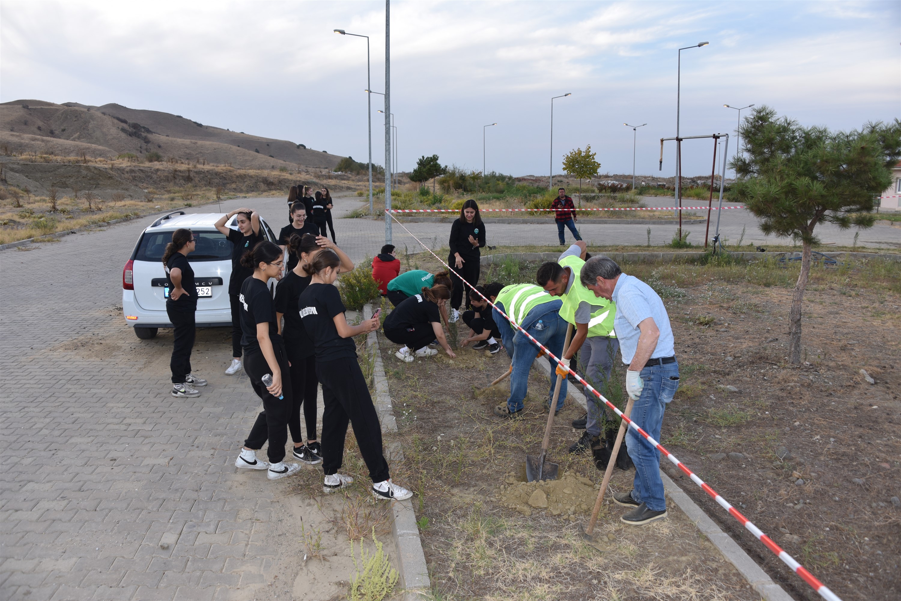 Ağaç dikim etkinliği (14)