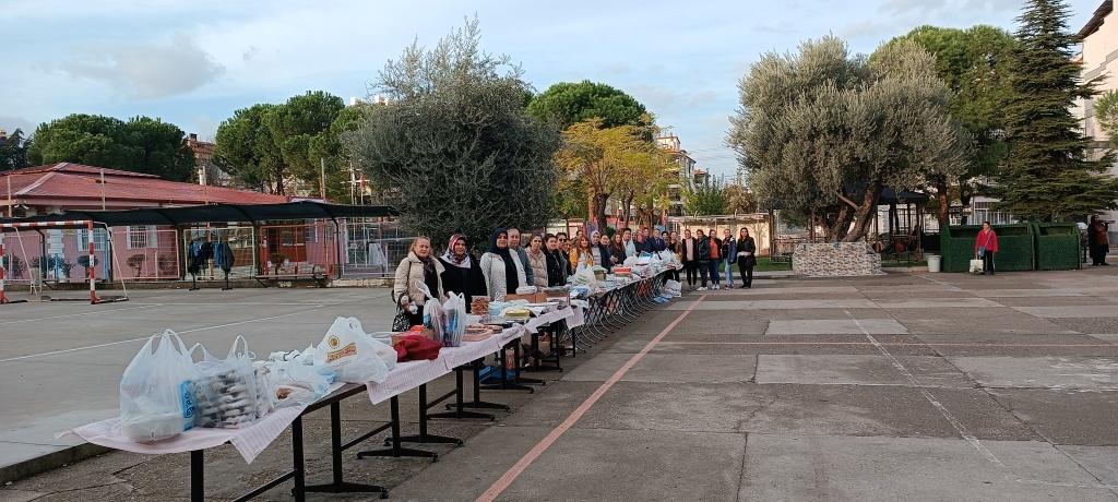 KERMES (4)