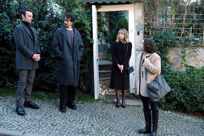 Kara Dizisi Final Mi Yapıyor (7)