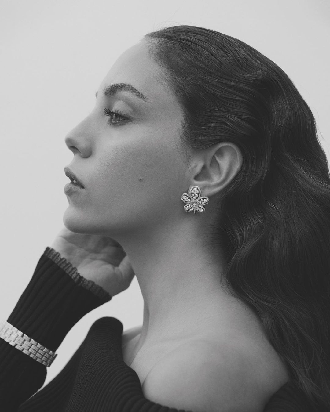 Öykü Karayel Kimdir (2)