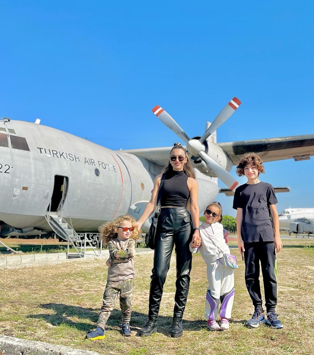 Sabri Sarıoğlu'nun Eşi Yağmur Sarıoğlu Kimdir (10)