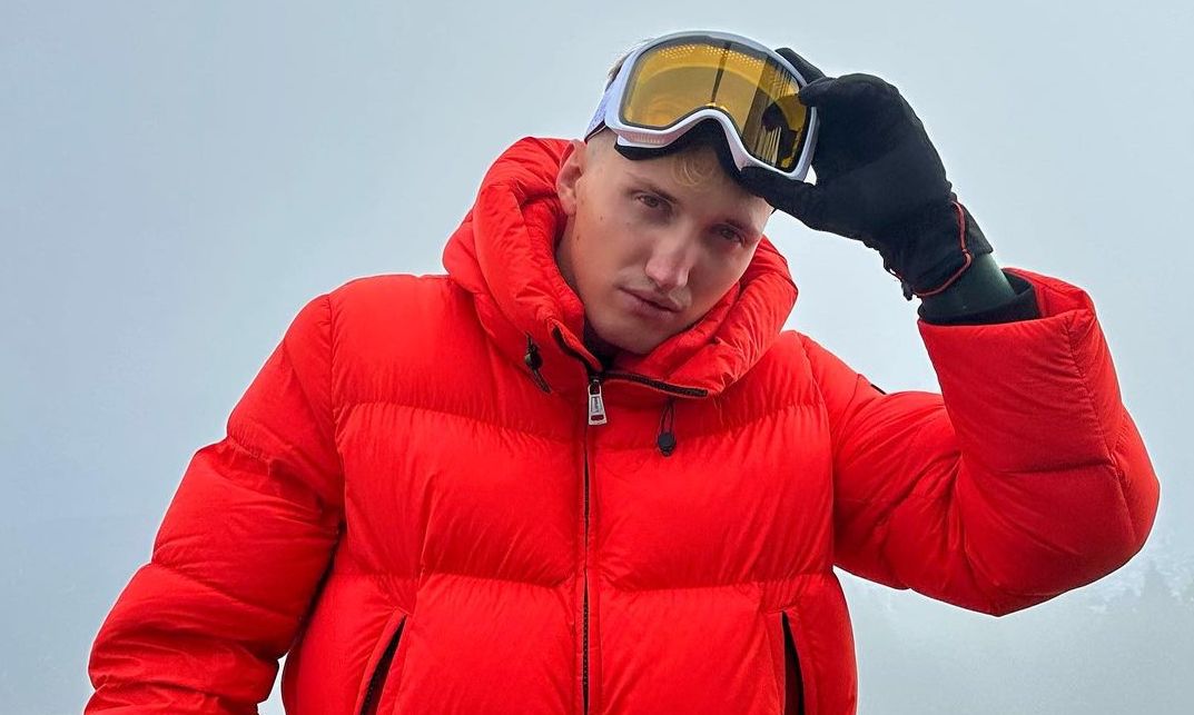 Ask Adasi Deniz Denko Haydaroglu