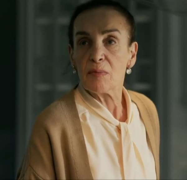 Elif Baysal – Mahbule