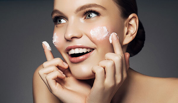 Glass Skin Urunleri Nemlendirme