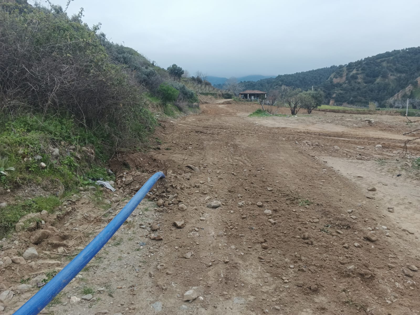 Hacıbektaş Mahallesi’ne İçme Suyu Hattı Döşendi (3)