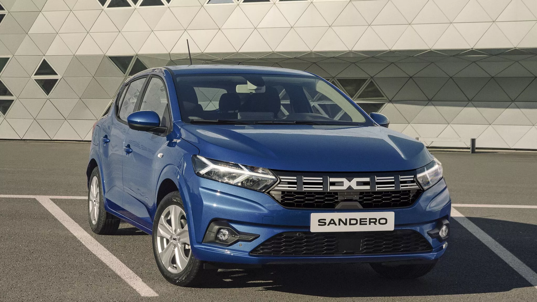 Dacia Sandero Engelli Araç Fiyatları