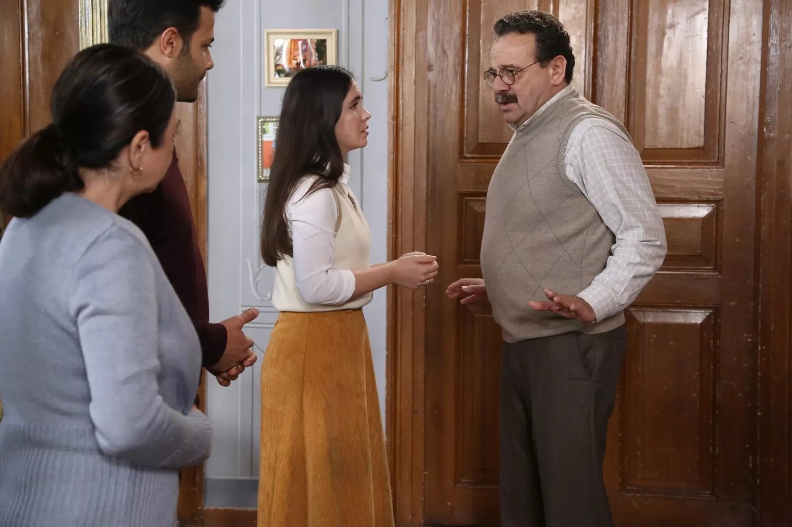 Üç Kız Kardeş Dizisi Neden Bitiyor (2)