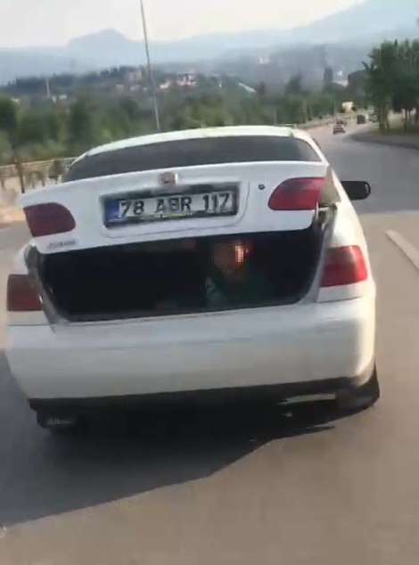 A W219069 02