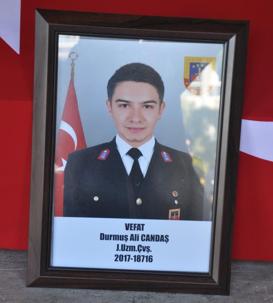 Candaş (1)-1