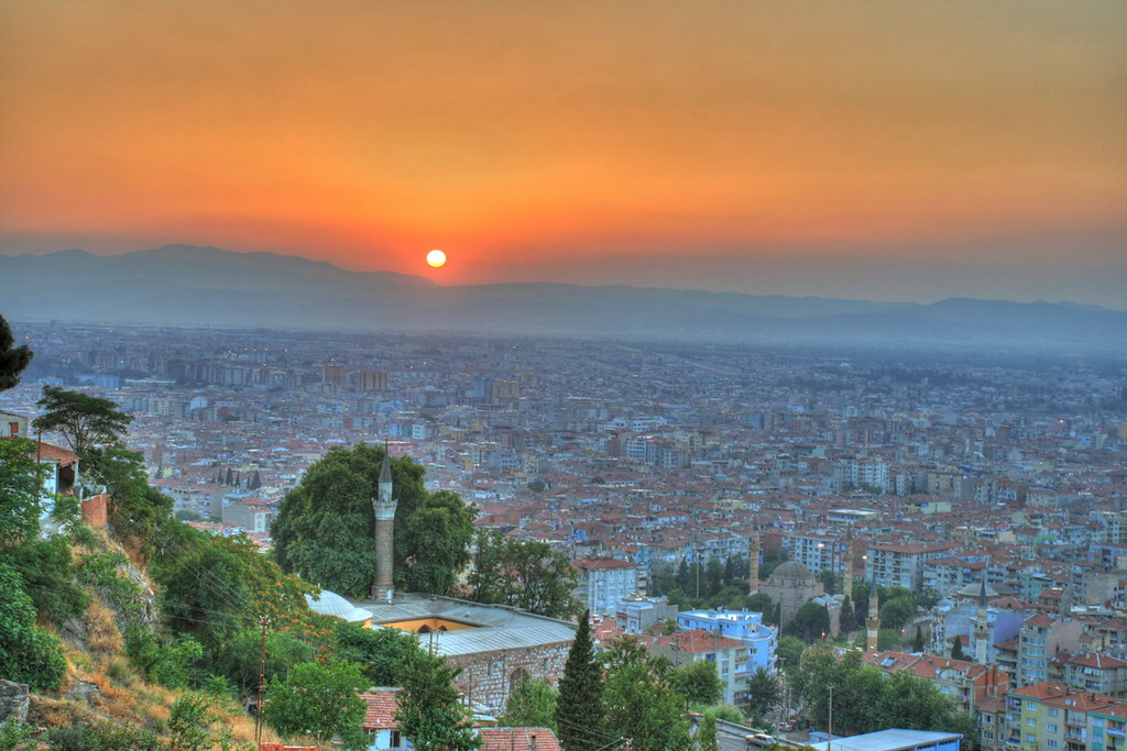 Manisa Otogar Salihli Arası Kaç Kilometre