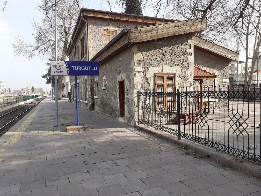 Salihli Turgutlu Arası Tren Ile Kaç Saat Sürüyor