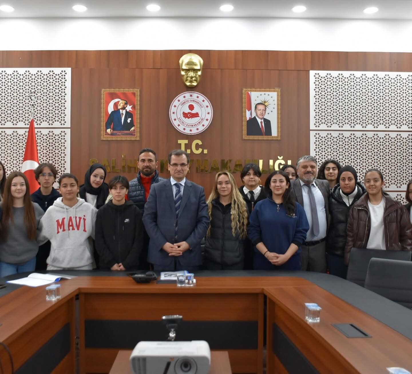 476474120 1158963432904862 2721008078378862135 N