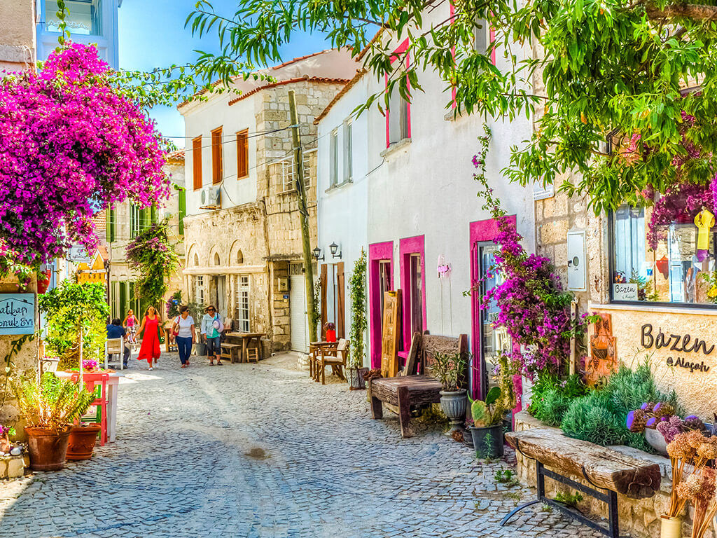 Çeşme'de Nereler Gezilmeli