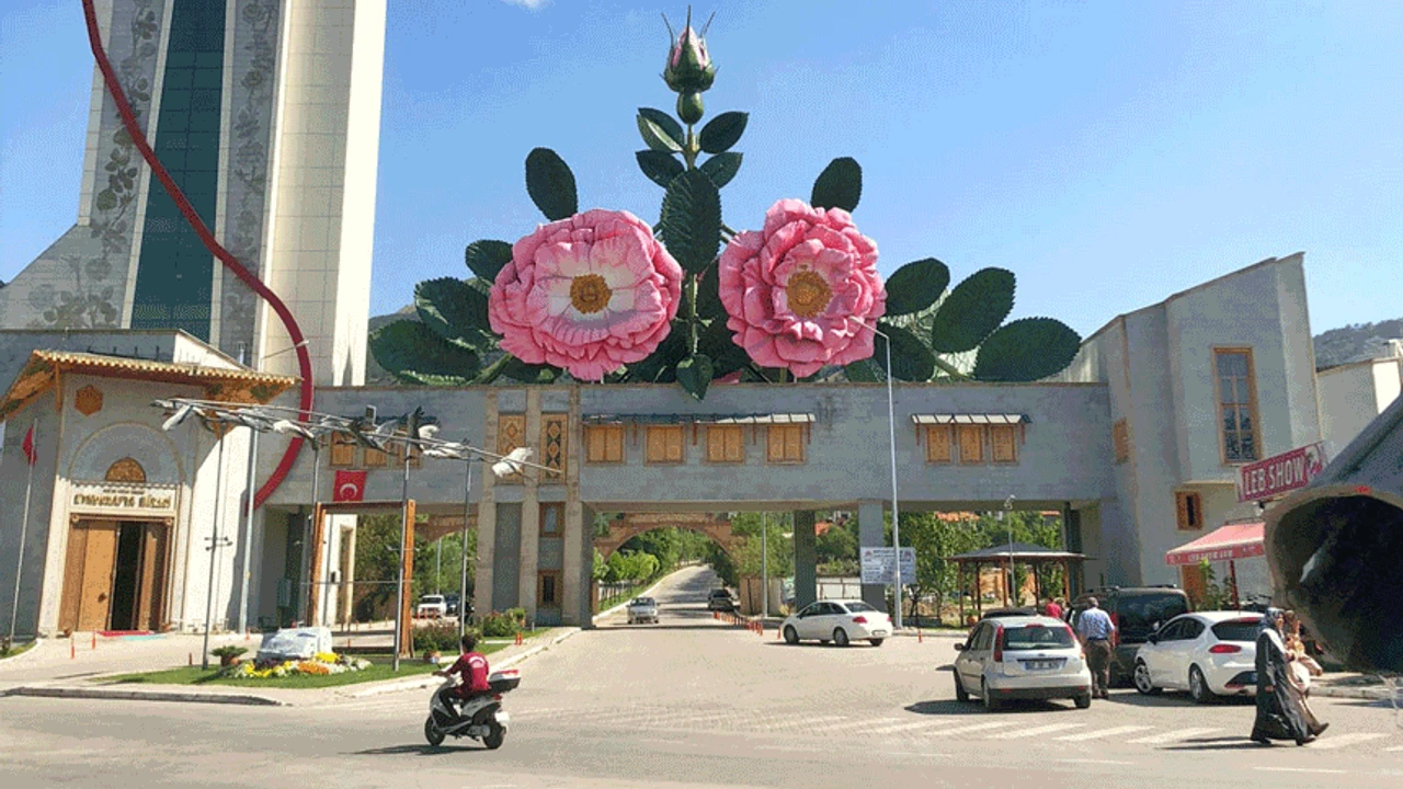 Isparta'nın En Çok Neyi Meşhur