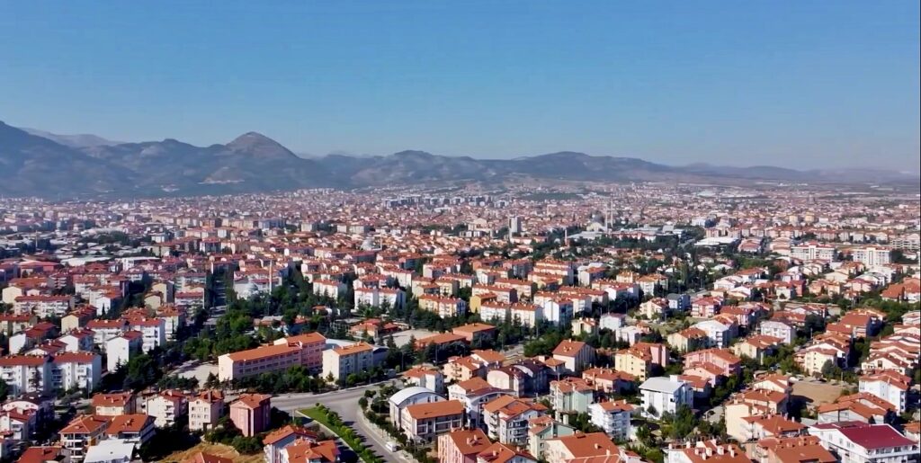 Salihli Isparta Arası Özel Araç Ile Kaç Saat Sürüyor