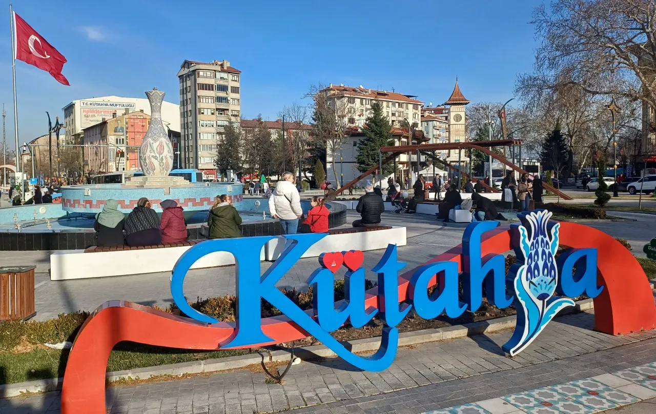 Salihli Kütahya Arası Özel Araç Ile Kaç Saat Sürüyor