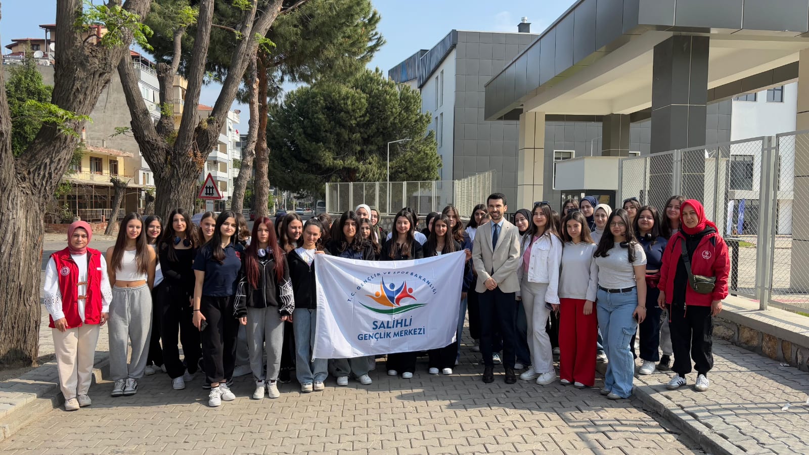 13326Cc3 2De4 4279 834B 02B4A4Fa63B1