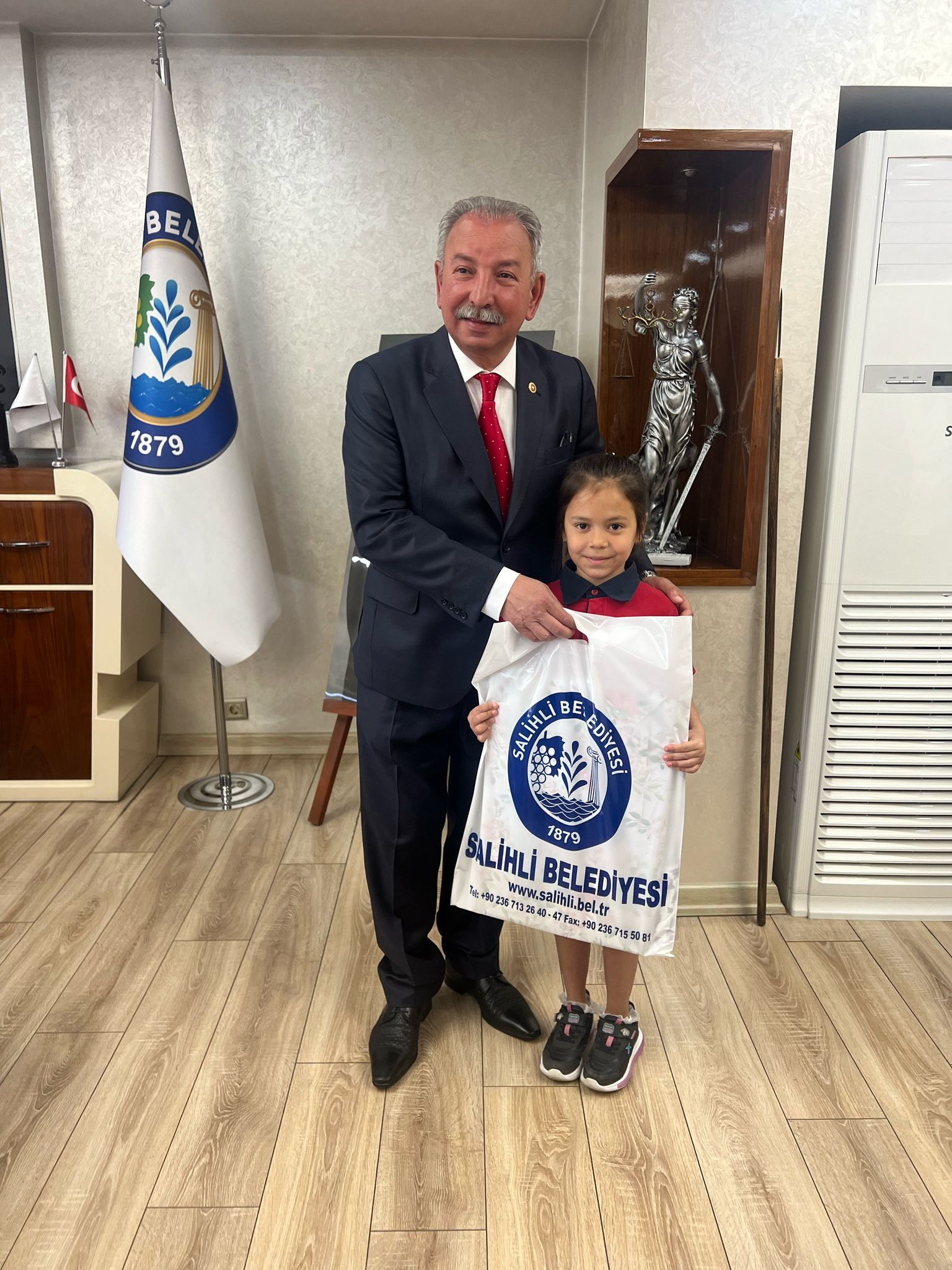 23 Ni̇san (12)