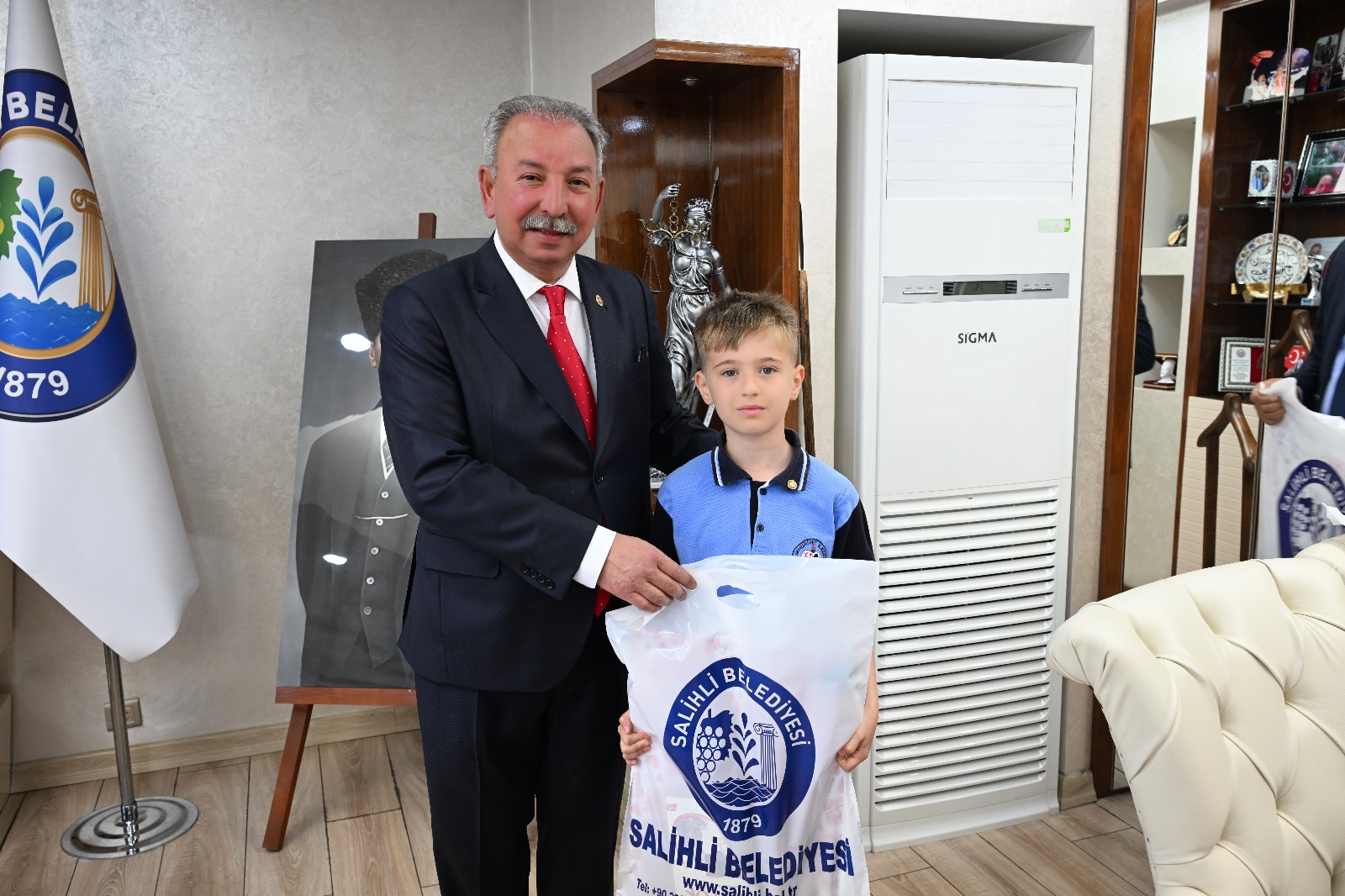 23 Ni̇san (6)