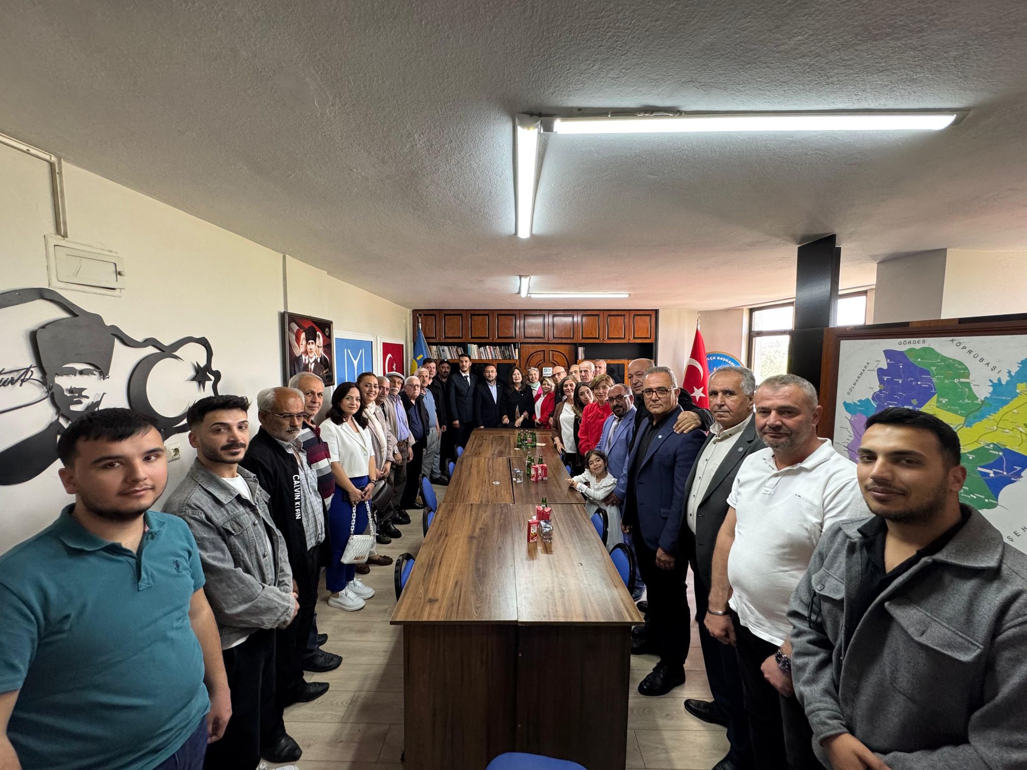 İyi̇ Parti̇ (4)-2
