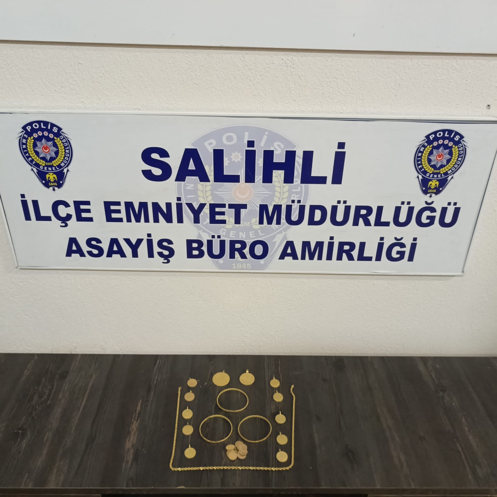 Poli̇s (1)-5