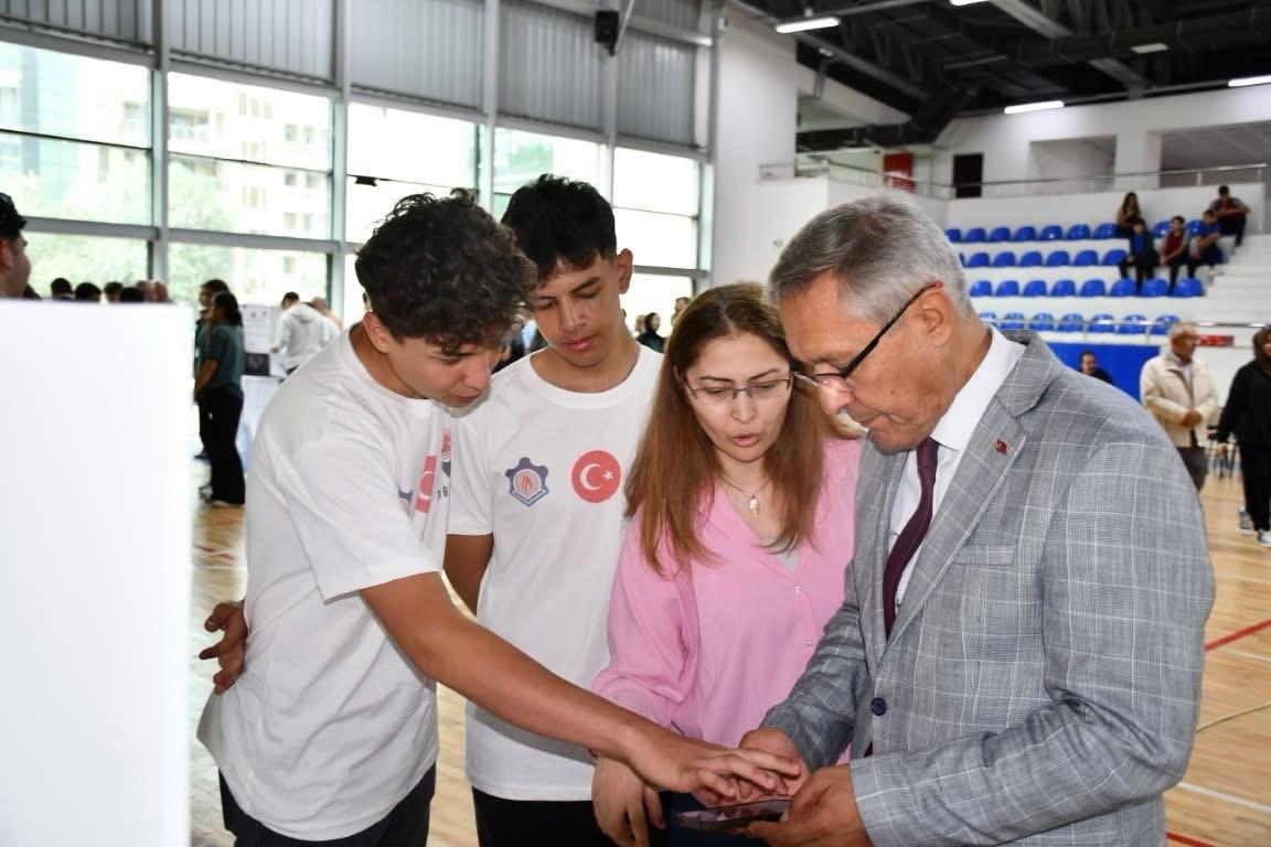 352472E9 624E 4541 Bbf9 5276E37013Ed