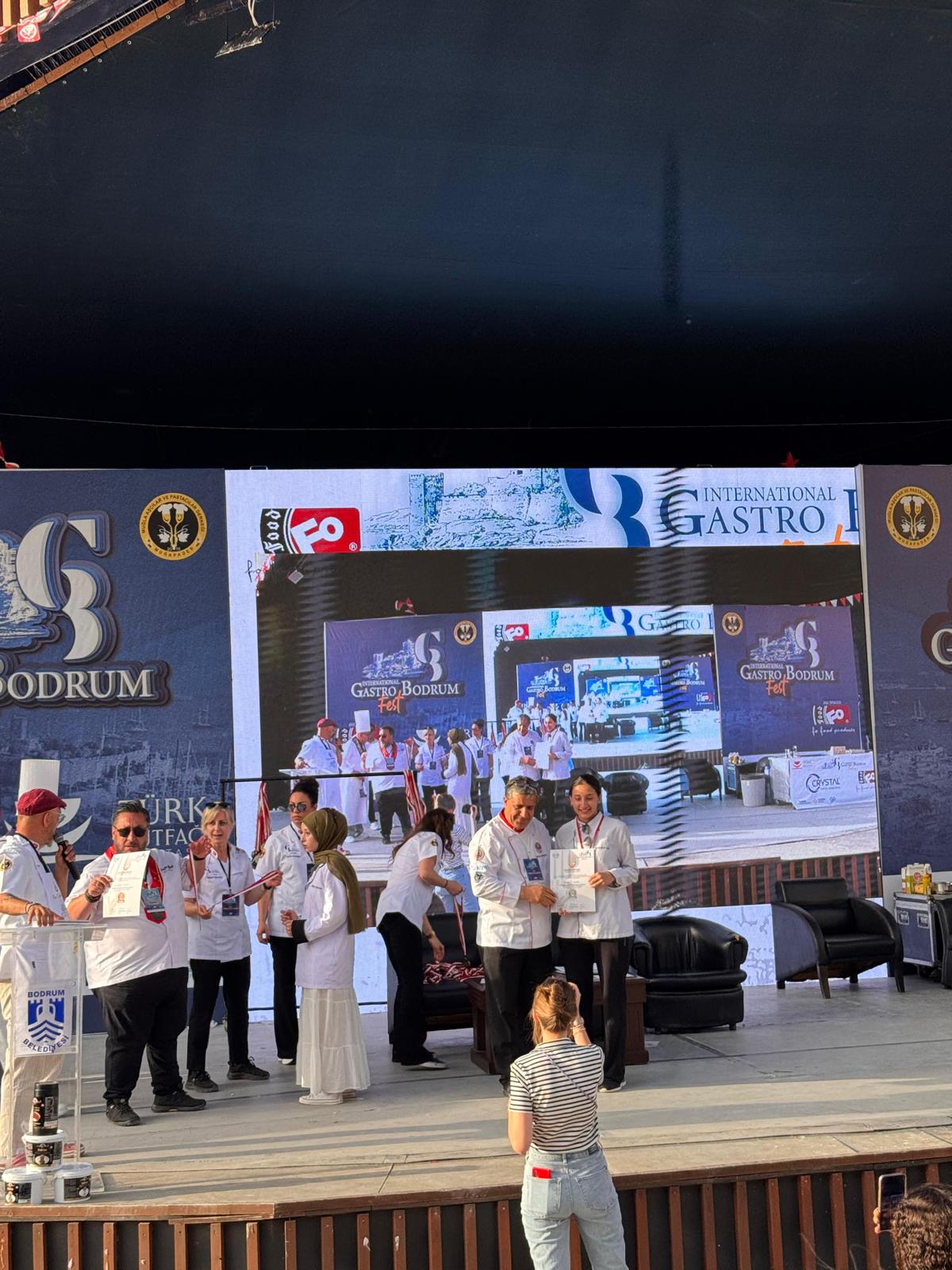 8B66Eddb C8Ad 4541 A94D 151Ba1Ab6Bdc