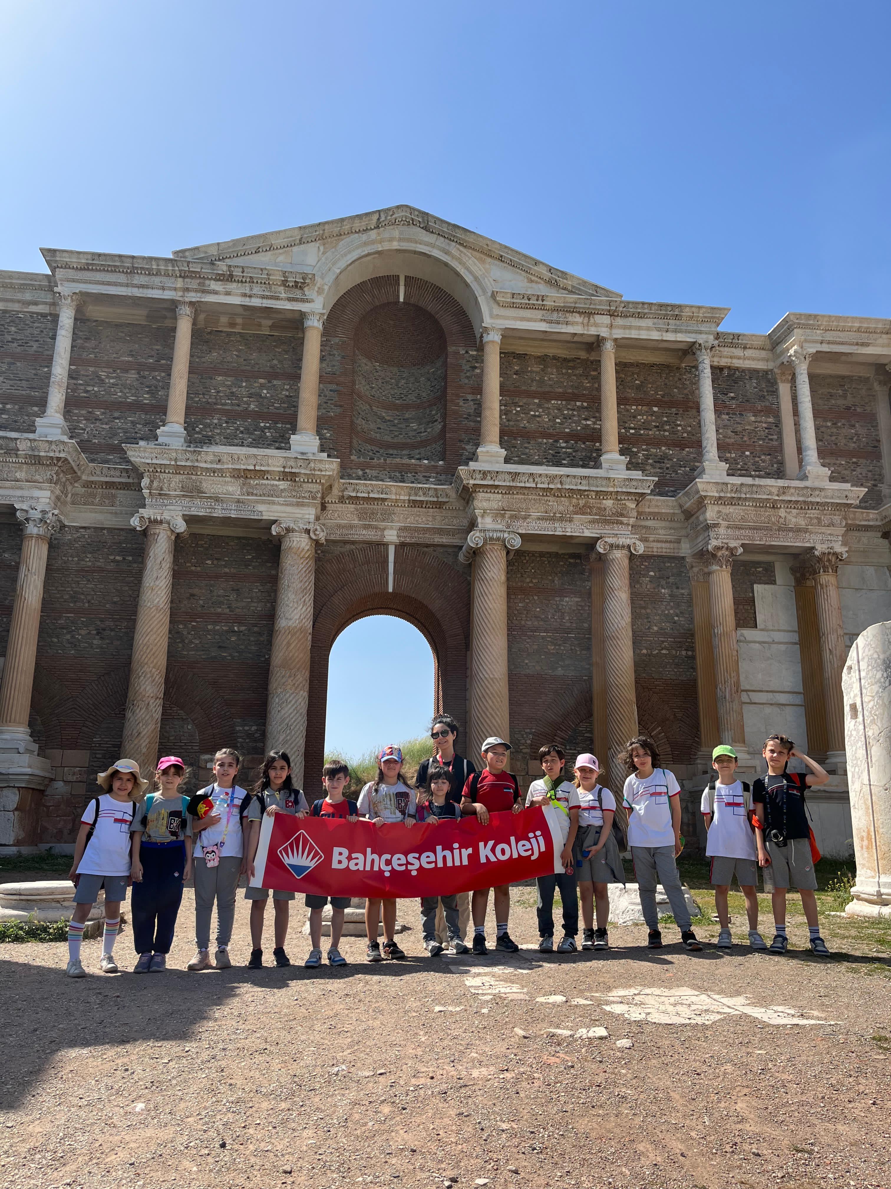 Bahçeşehi̇r (7)-2