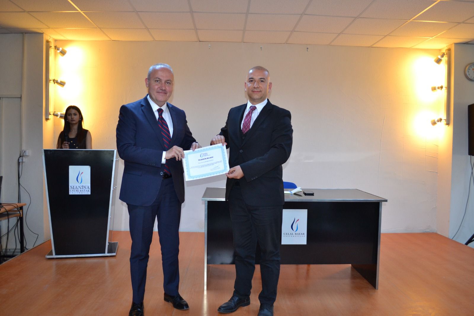 Büyükelçi̇ (2)