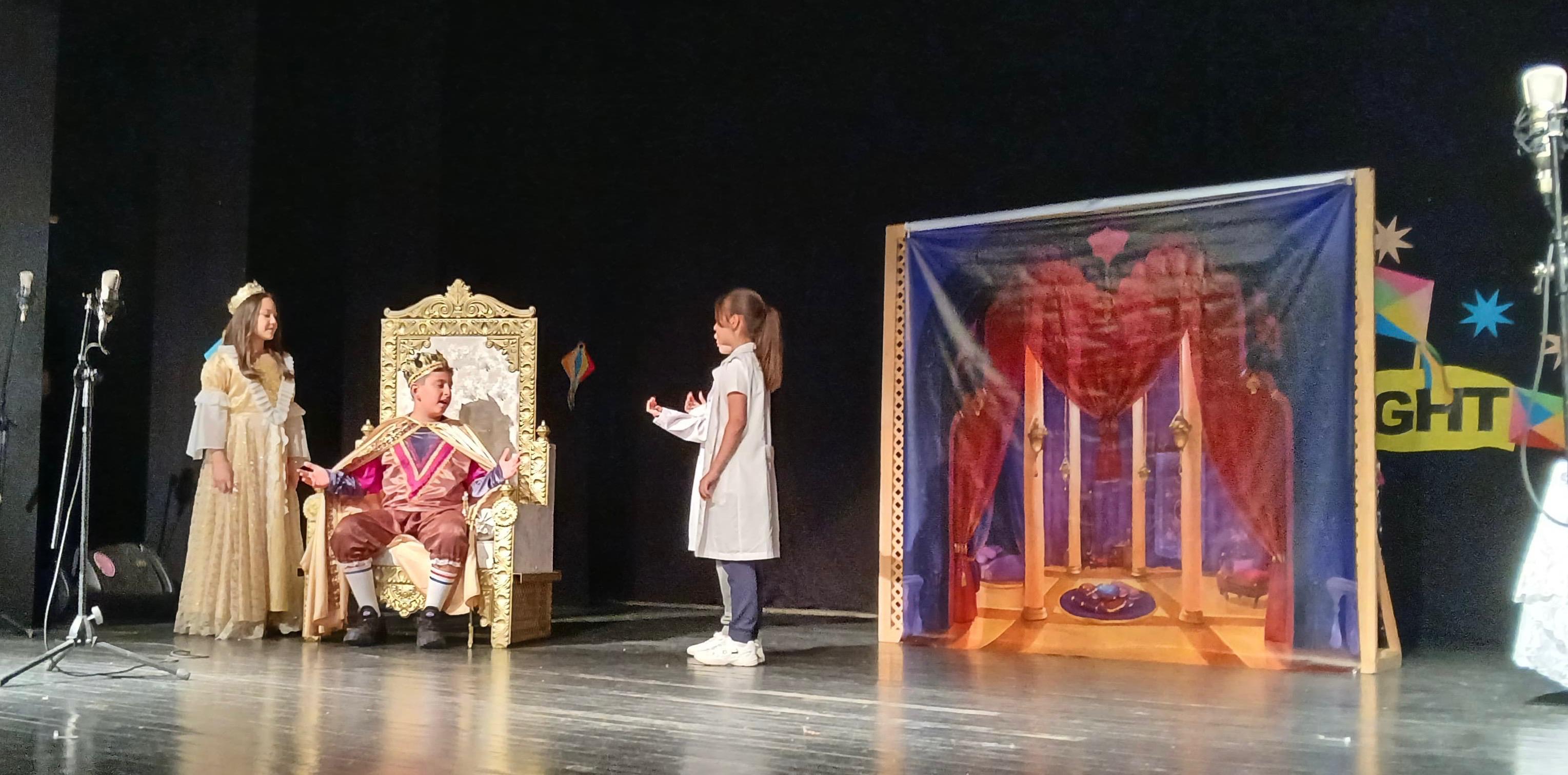 Yabanci Di̇ller (12)