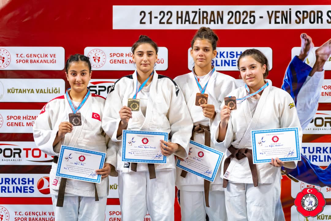 3Cc14F90 F778 4Dad 9205 856C58Eafe7F