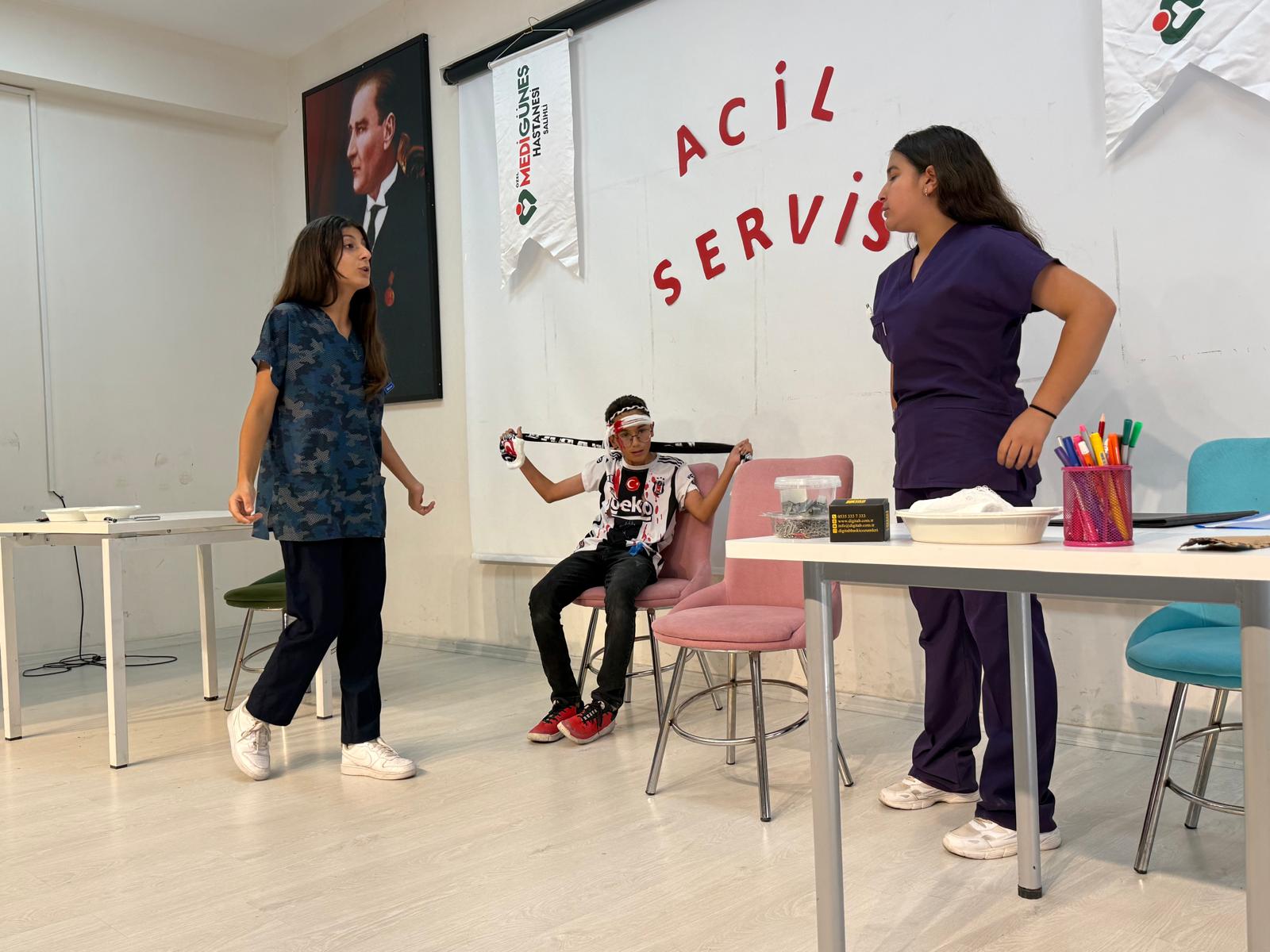 Fb6803F3 5068 437D 9E9E Ab456D0Cd214