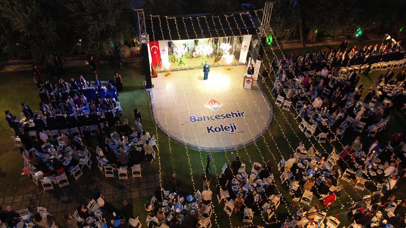 Mezuni̇yet (2)